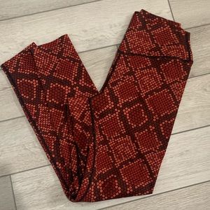 Balance athletica kingdom collection leggings